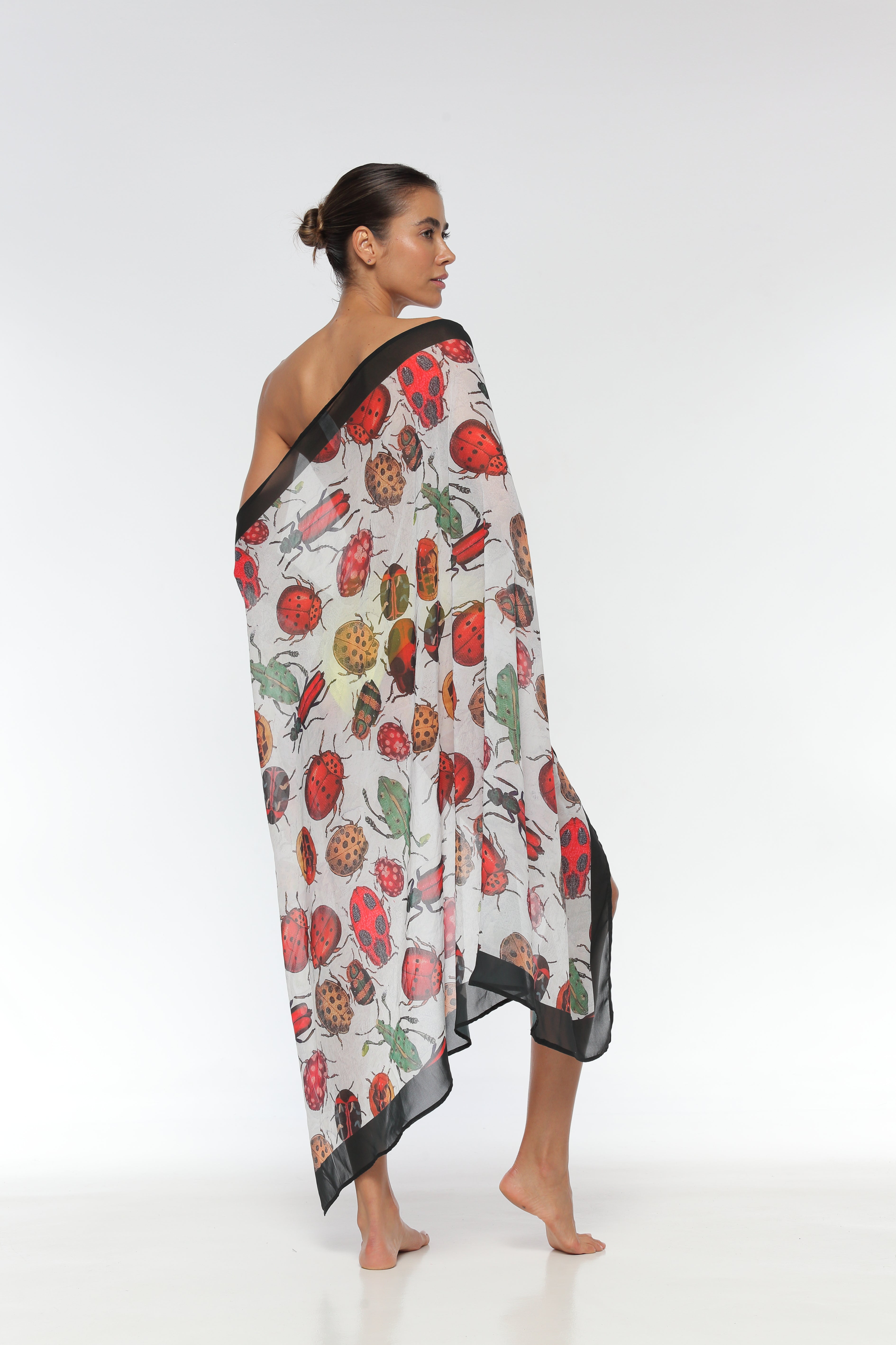 BUGS SARONG