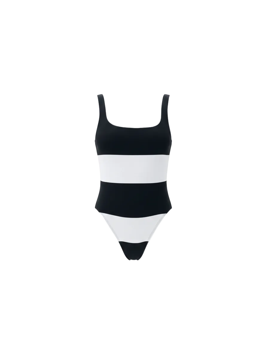 Olga One Piece Signature
