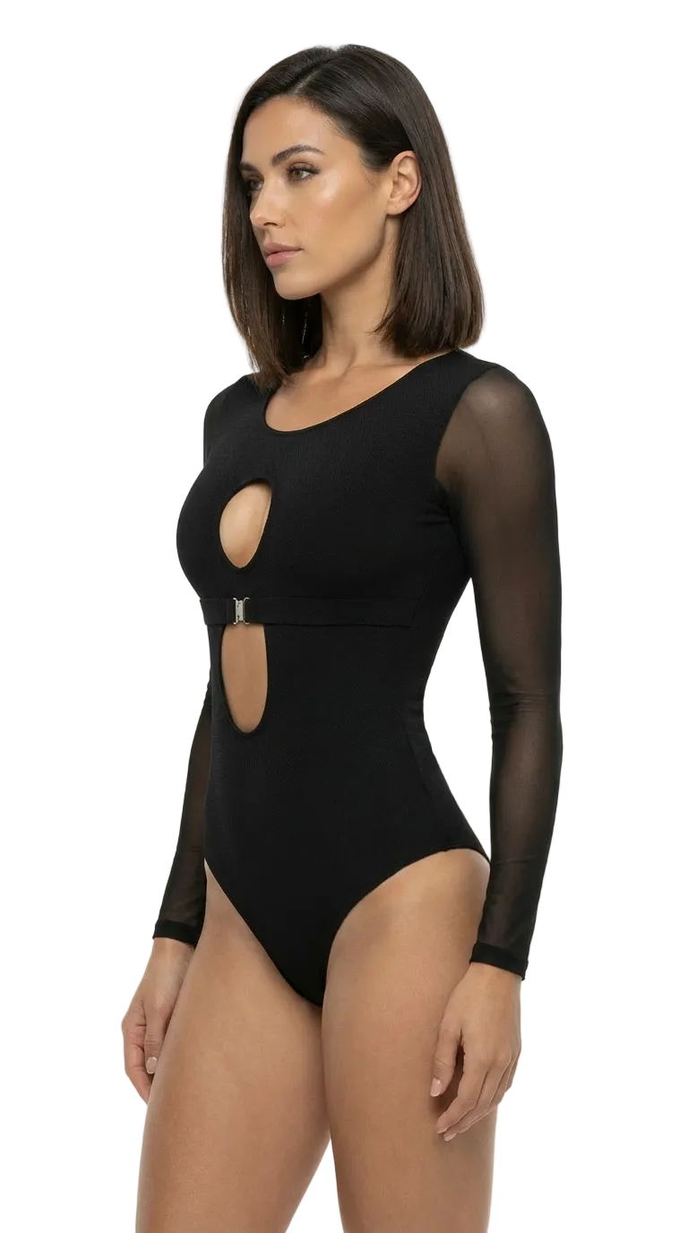 Moxie One Piece Signature