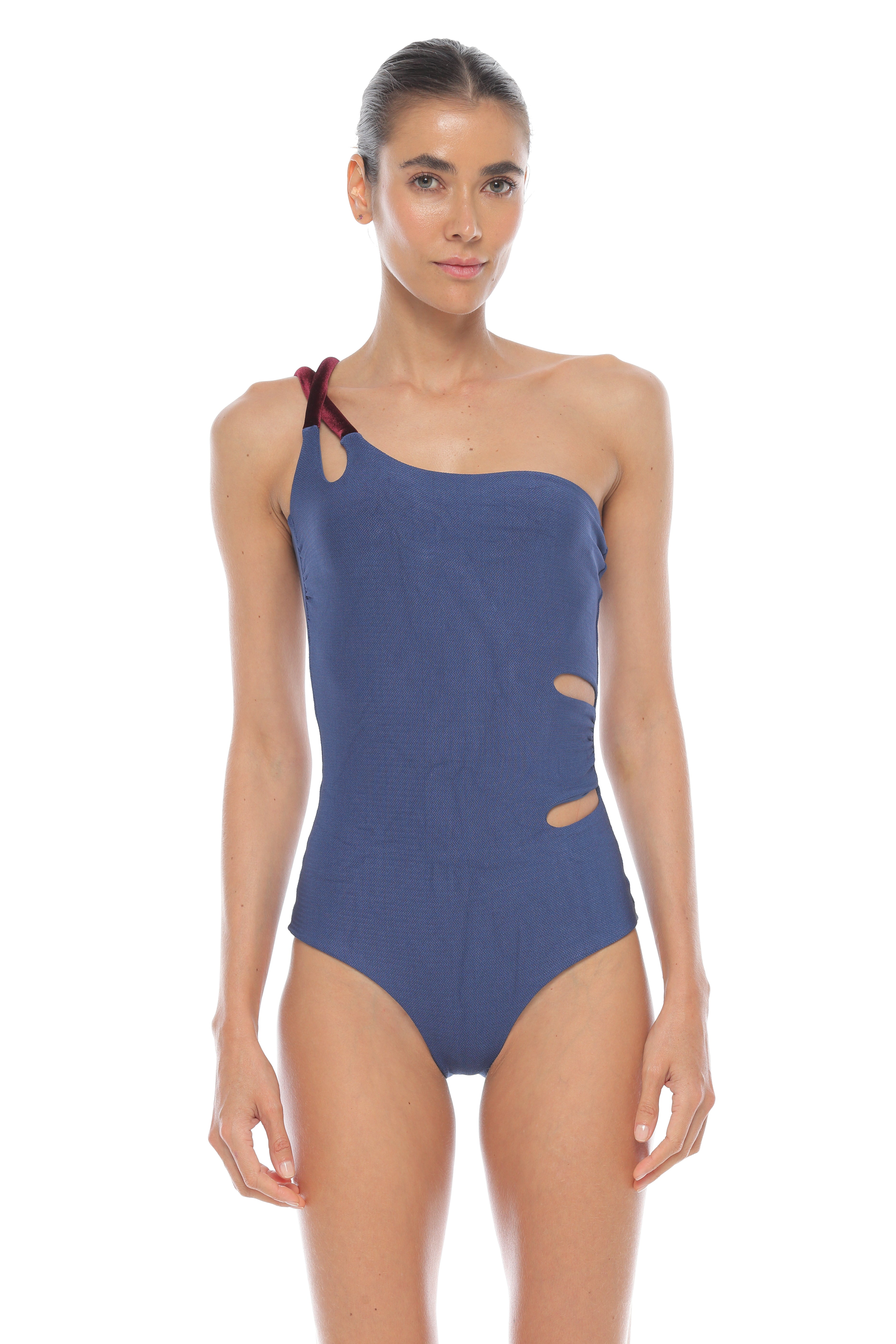 Braxton one piece signature